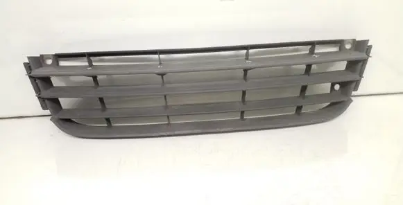 Volkswagen Touran I Front bumper lower grill 1T0853677 DNW14986