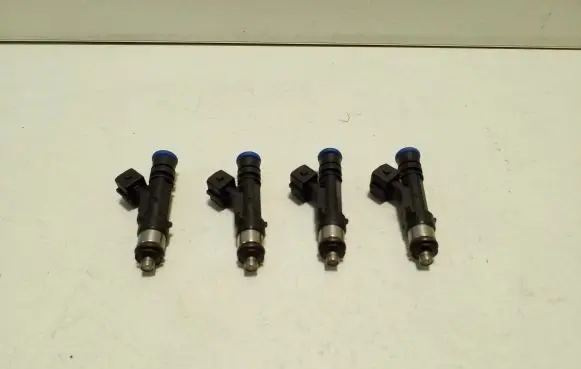 Fuel injectors set