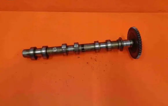 Ford Mondeo Mk III Camshaft 
