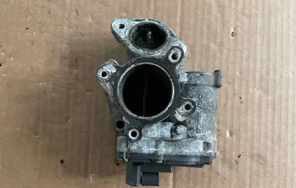 Renault Master III EGR valve 8200796674D