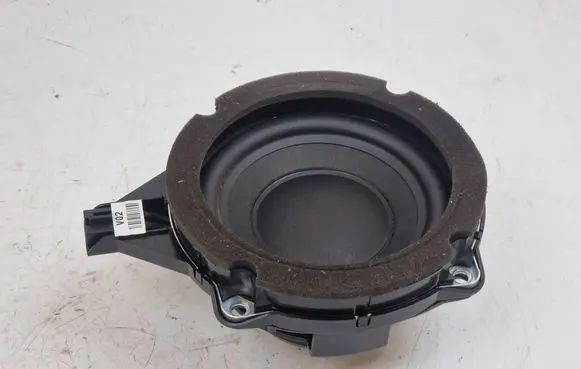 Hyundai i40 Subwoofer speaker 963803Z050
