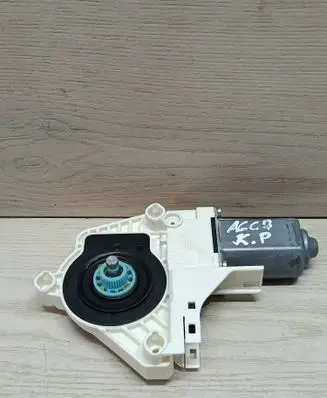 Audi A6 S6 C7 4G Front door window regulator motor 0536014002