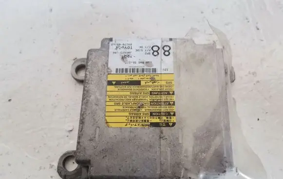 Toyota Avensis Verso Airbag control unit/module 208623106
