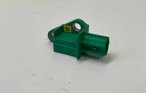 Audi A4 S4 B8 8K Airbag deployment crash/impact sensor 1K0909606C