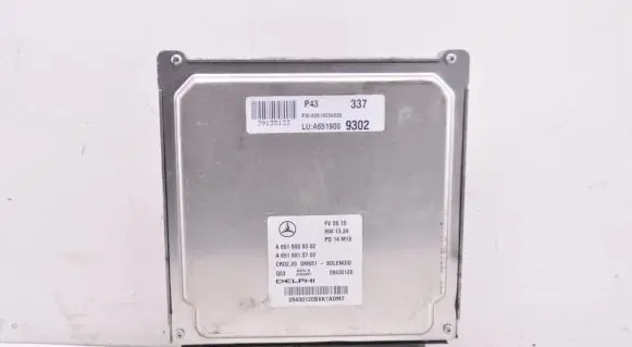 Mercedes-Benz Vito Viano W639 Engine control unit/module A6519009302 A6519010702
