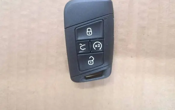 Volkswagen PASSAT B8 Ignition key/card 3G0959752DA