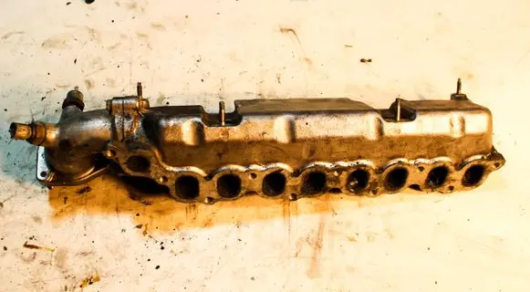 Toyota Avensis T250 Intake manifold
