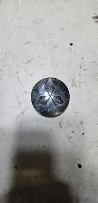 Mitsubishi Outlander Original wheel cap 4252A027