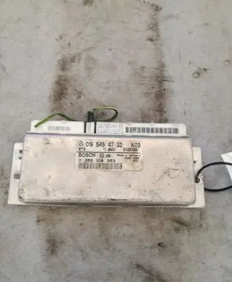 Mercedes-Benz E W210 ABS control unit/module 0195454732K03