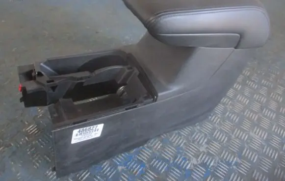 Mitsubishi Outlander Armrest 