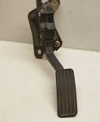 Subaru Forester SH Accelerator throttle pedal 36010AG140 1988007420 01K24000684