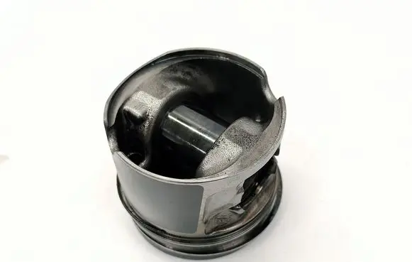 BMW 3 F30 F35 F31 Piston 781075509 7810755