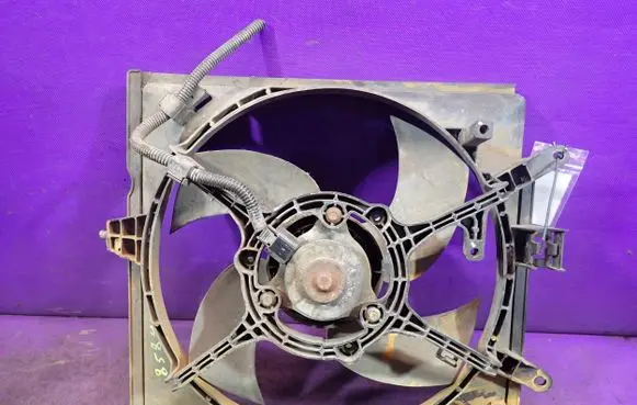 Mitsubishi Carisma Fan set 