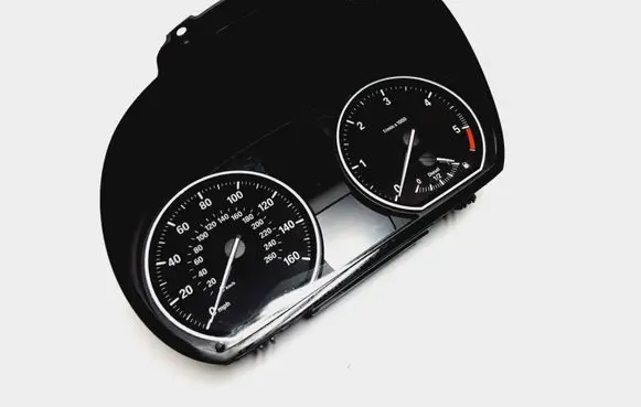 BMW 1 E81 E87 Speedometer (instrument cluster) 1024987
