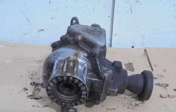 Volvo XC70 Gearbox-reducer motor 01023739