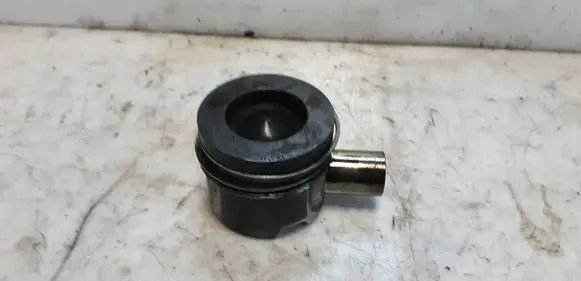 Audi A6 C7 Piston 83L82 P071