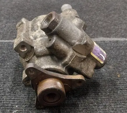 Renault Trafic II (X83) Power steering pump 26146338RR 8200024738 8200838037