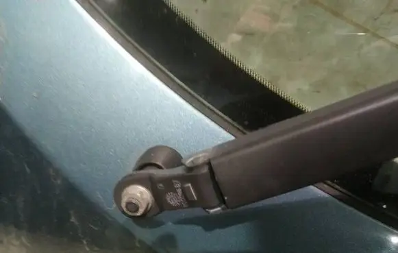 Nissan Primera Rear window wiper motor 
