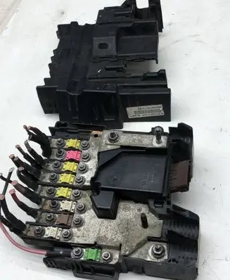 Peugeot 308 Battery control module 9675350280 9802095580