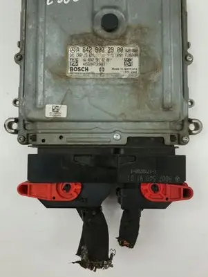 Mercedes-Benz E W212 Engine control unit/module A6429002900