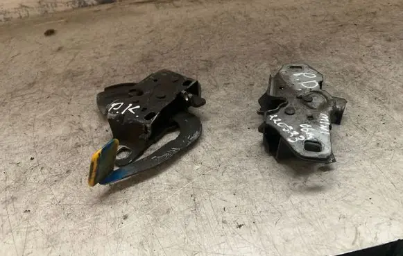 Mini One - Cooper R50 - 53 Engine bonnet/hood lock/catch