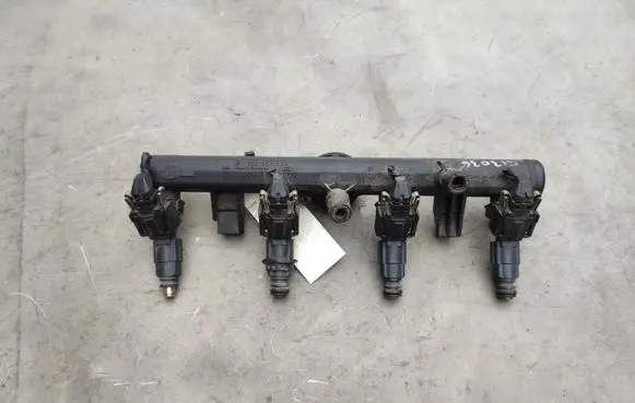 Seat Ibiza II (6k) Fuel injectors set 030906031J 0280155919 030133319AA