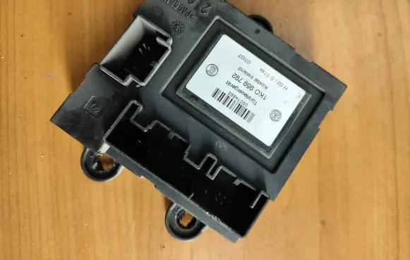 Toyota Corolla E110 Other control units/modules 64380 05074665 1K0959792