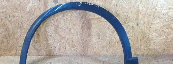 Audi e-tron Front arch trim 
