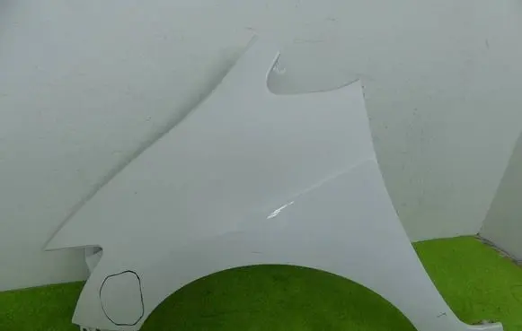 Toyota Auris 150 Fender 