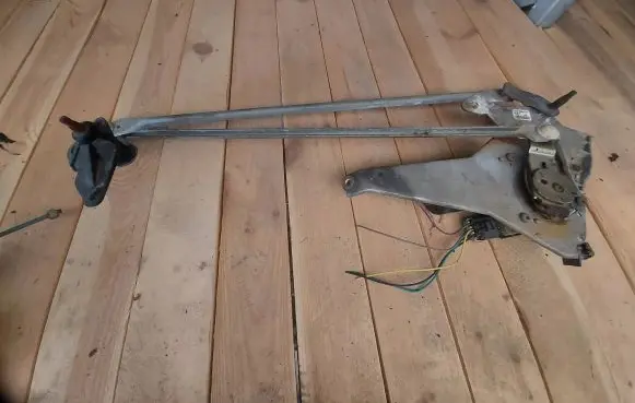 Chevrolet Camaro Front wiper linkage and motor 10440412 10429248 10289727