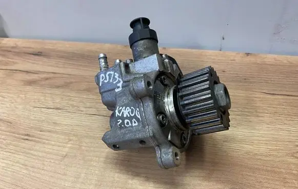 Skoda Karoq Fuel injection high pressure pump 04L130755E