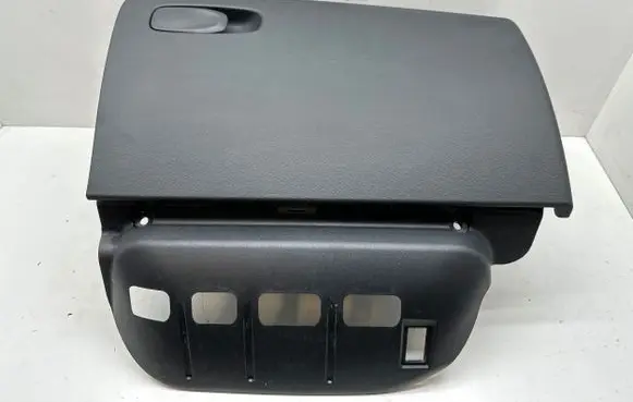 Volvo C40 Glove box 31442718 31442667