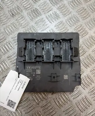 Volkswagen Sharan Comfort/convenience module 5K0937084F