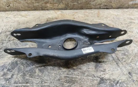 Mercedes-Benz C AMG W205 Rear upper control arm/wishbone A2053521900