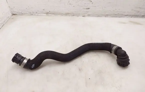 Mercedes-Benz C W205 Electric car engine cooling hoses/pipes A2055010800