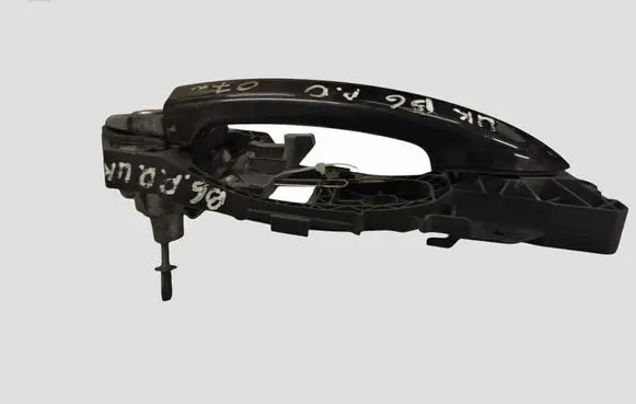 Volkswagen PASSAT B6 Front door exterior handle 3C0837886