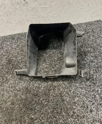 BMW M5 Intercooler air guide/duct channel 8047398