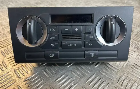Audi A3 S3 8P Climate control unit 8P0820043H 412206018027