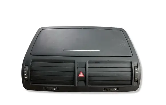 Skoda Octavia Mk2 (1Z) Dash center air vent grill 1Z0820951