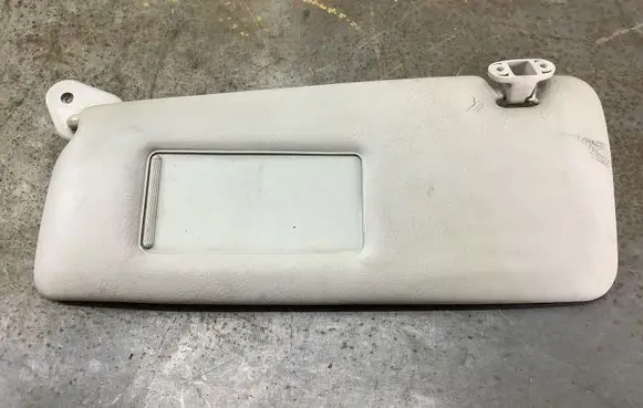 Sun visor