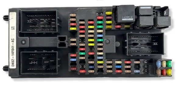 Land Rover Range Rover Sport L494 Fuse module DK6214F041AC