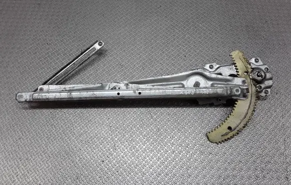 Daihatsu Move L900 Front door manual window regulator 