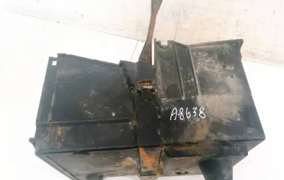 Battery box tray