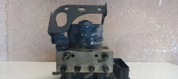Volkswagen Sharan ABS Pump 7M3614111