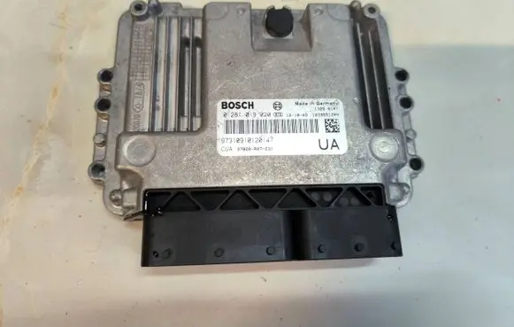Honda CR-V Engine control unit/module 37820 0281019020 1039S51208