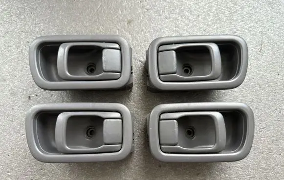 Nissan King Cab, Navara Rear door interior handle 806702S410 806712S410