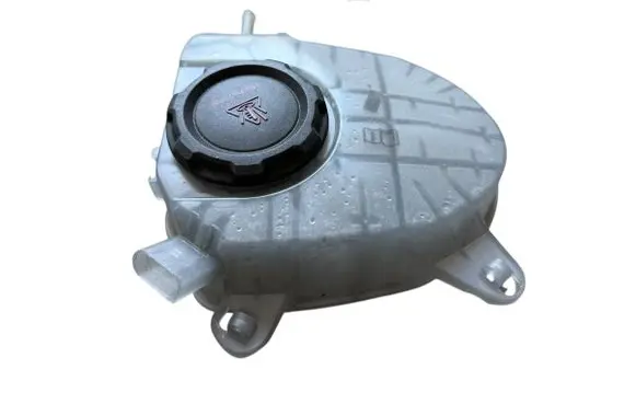 Audi Q3 F3 Coolant expansion tank/reservoir 5WA121407G