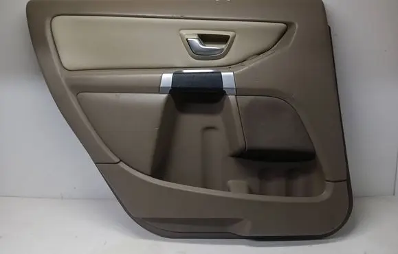 Volvo XC90 Rear door card panel trim