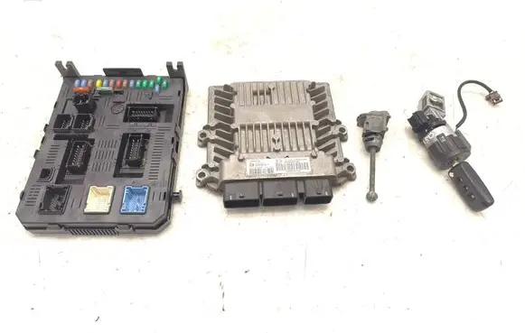 Citroen C4 Grand Picasso Engine ECU kit and lock set 9664287480 9661642180 9663510180