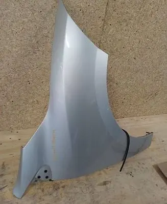 Renault Megane III Fender 121212